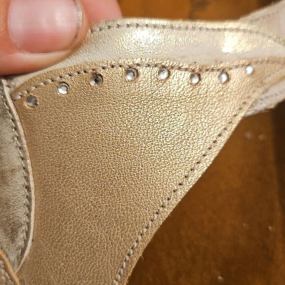 Naot Metallic Leather Sandals Size 41 | Rhinestone Detail | Comfort Footbed - Picture 2 of 7